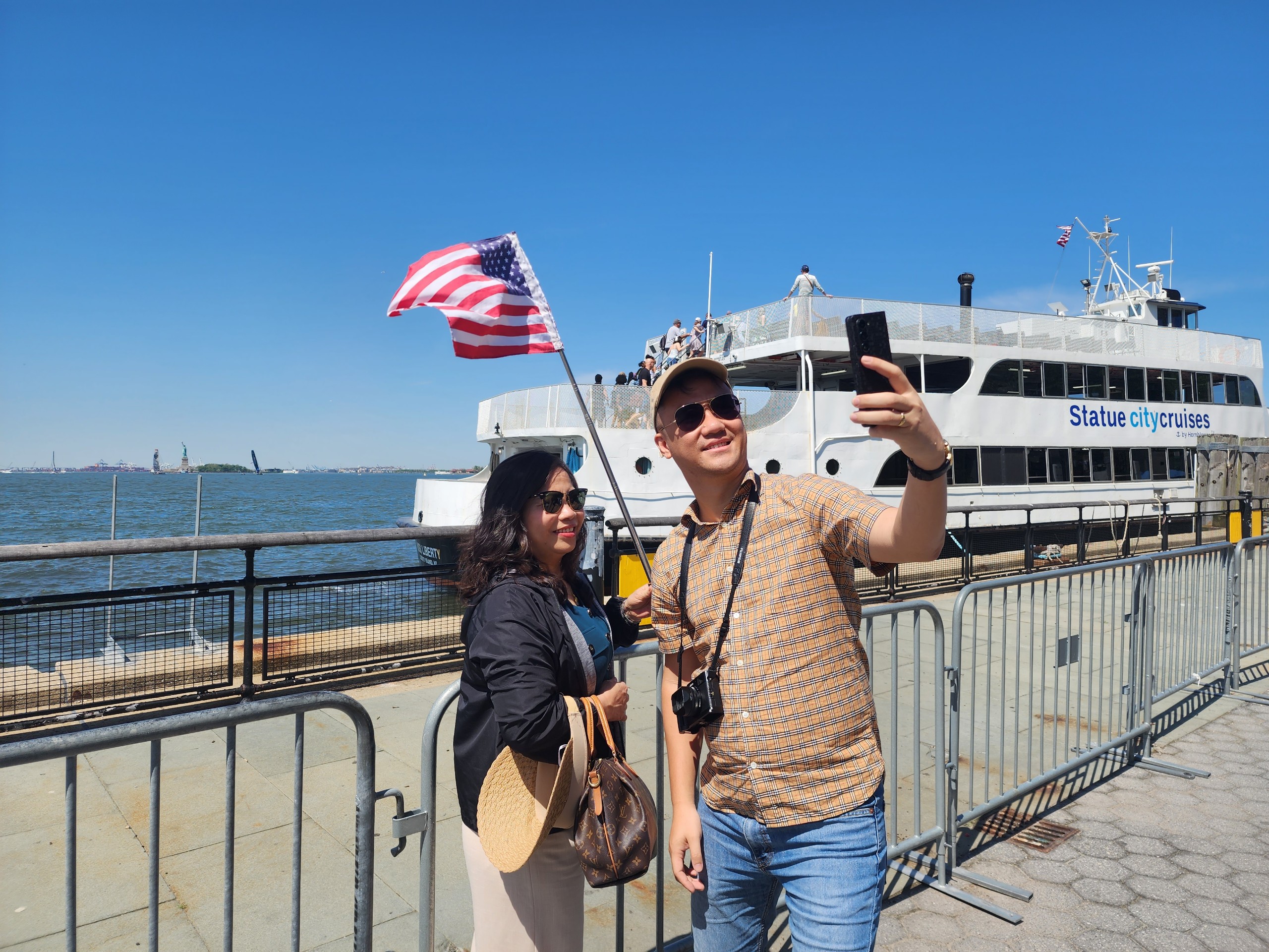 Vợ Chồng Anh Cảnh