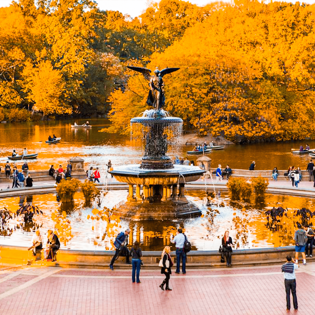 Bethesda Terrace - nhịp đập trung tâm của công viên.
